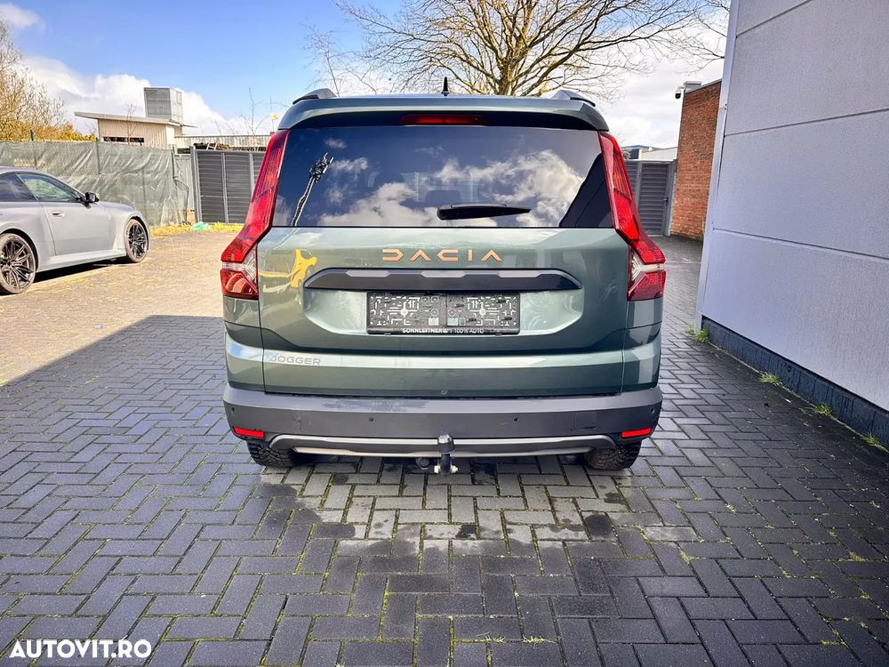 Dacia Jogger TCe 110 Journey - 4