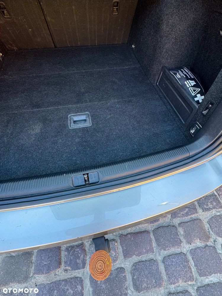 Volkswagen Passat - 27