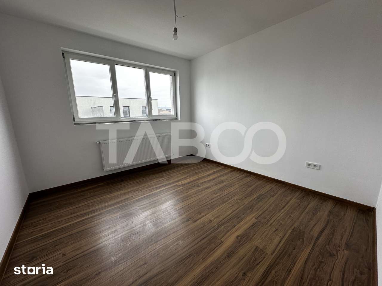 Apartament de vanzare 3 camere 2 bai logie balcon si 1 loc de parcare — fotografia 1