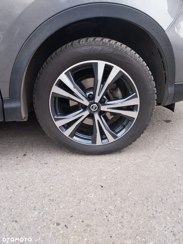 Nissan Qashqai 1.3 DIG-T N-CONNECTA - 10