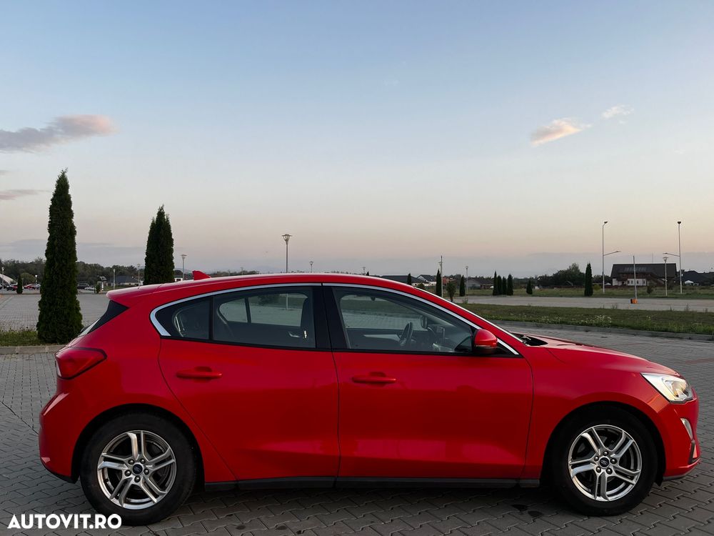 Ford Focus 1.0 EcoBoost Titanium - 13