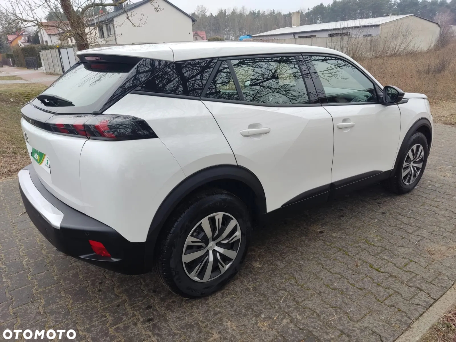Peugeot 2008 - 4