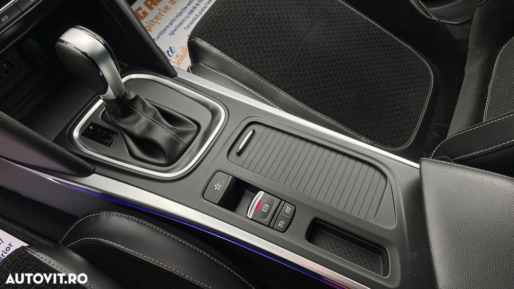 Renault Megane Grandtour ENERGY dCi 110 EDC INTENS - 13