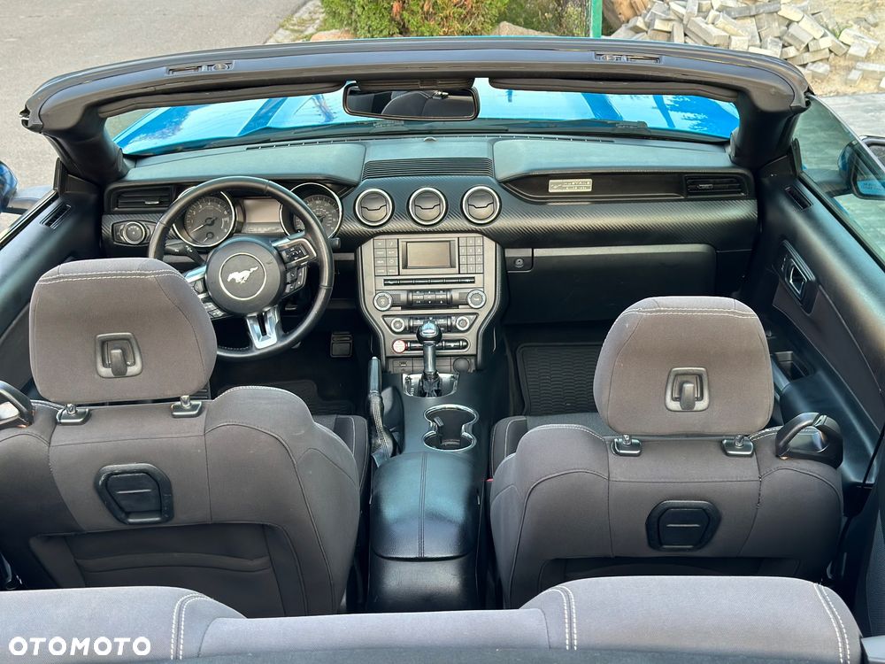 Ford Mustang - 10