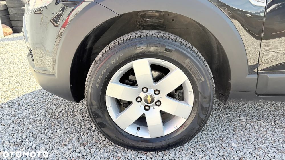 Chevrolet Captiva 2.4 4WD 7 Sitzer LT - 23