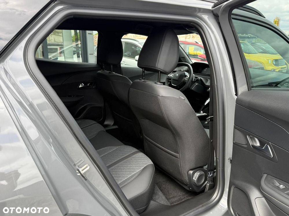 Peugeot 2008 - 32