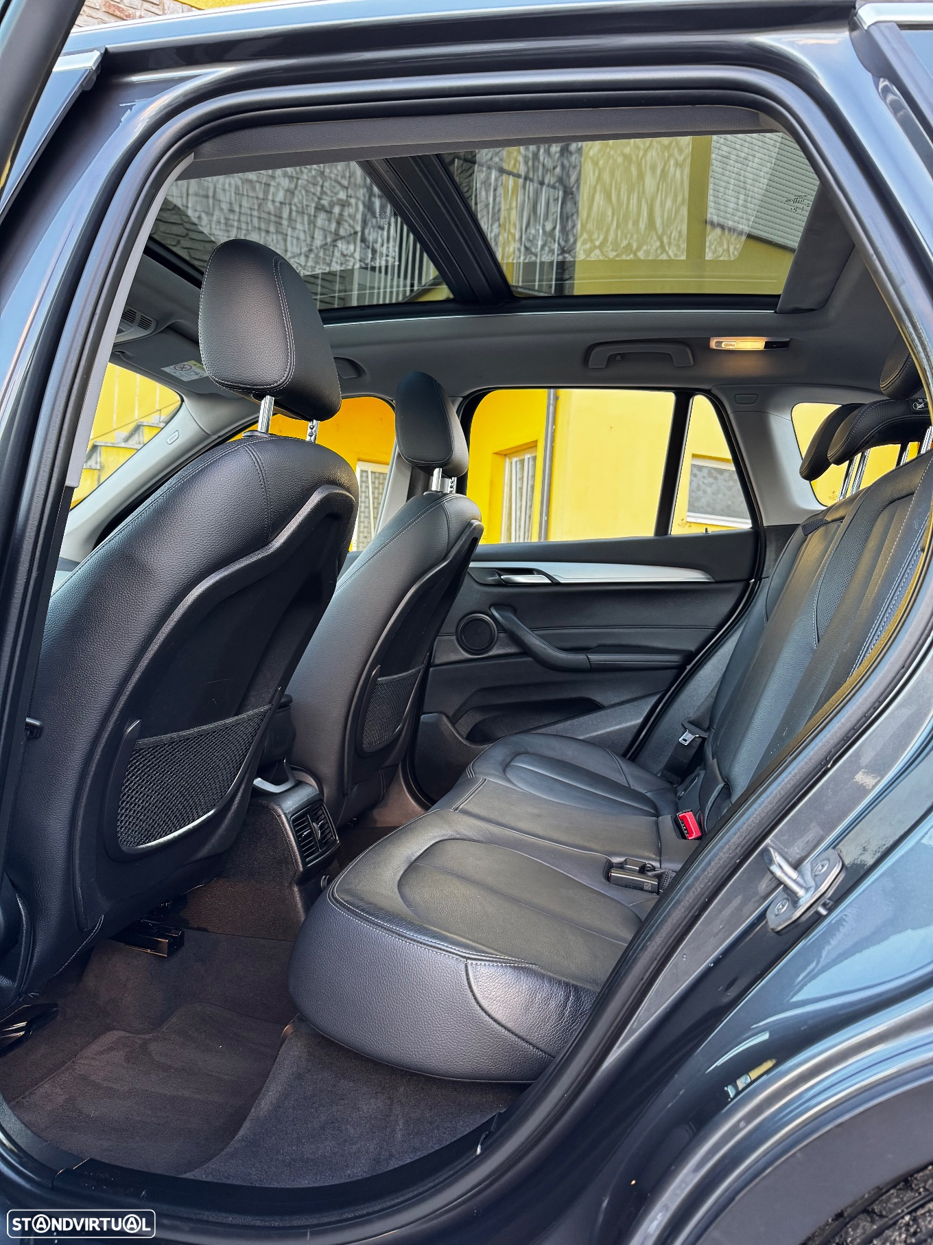 BMW X1 16 d sDrive Line xLine - 16