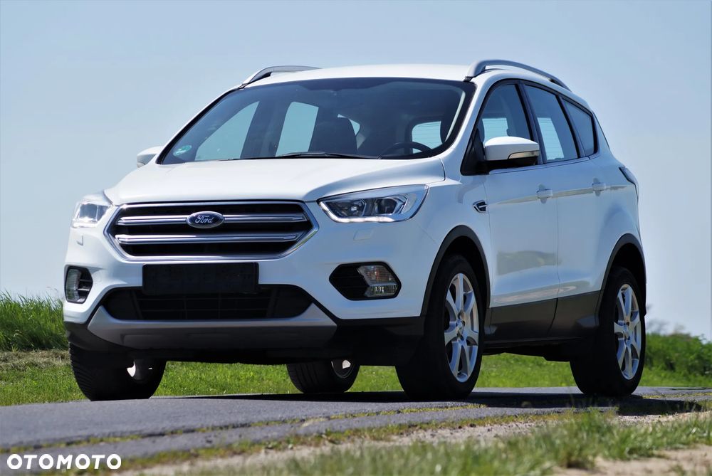 Ford Kuga - 1