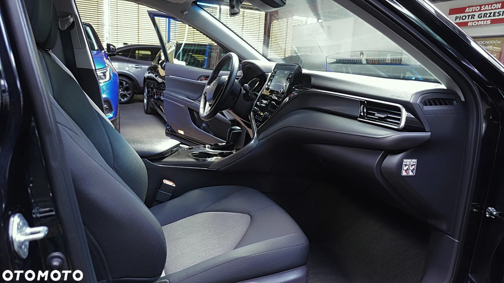 Toyota Camry 2.5 Hybrid Comfort CVT - 15