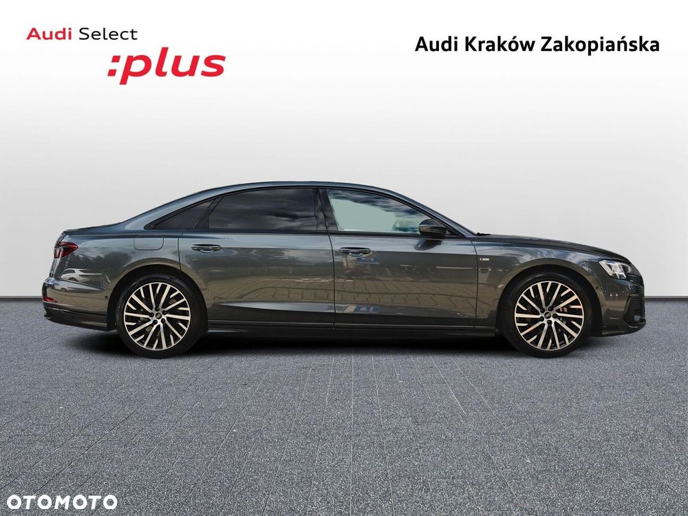 Audi A8 - 7