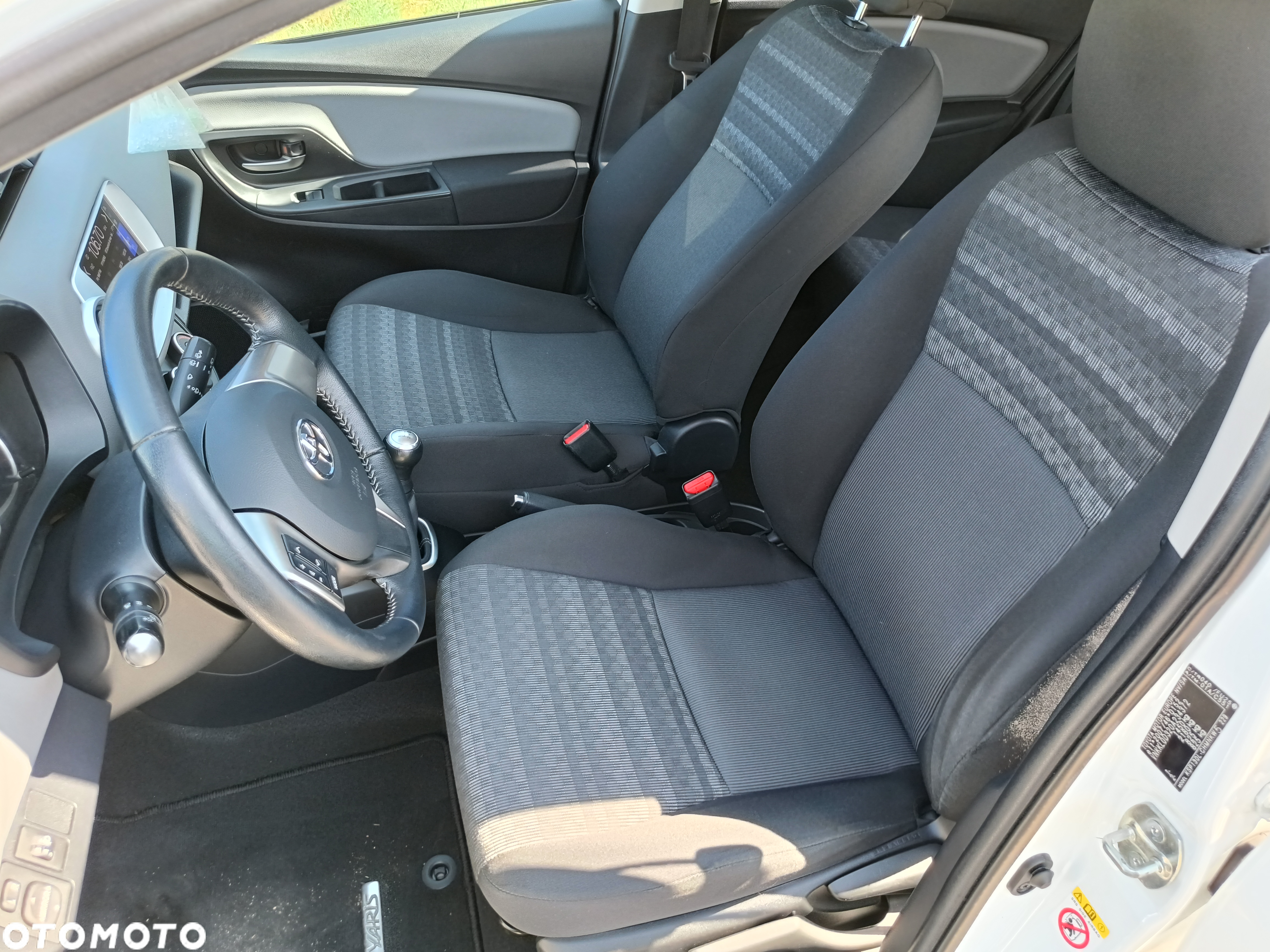 Toyota Yaris 1.0 Active - 14