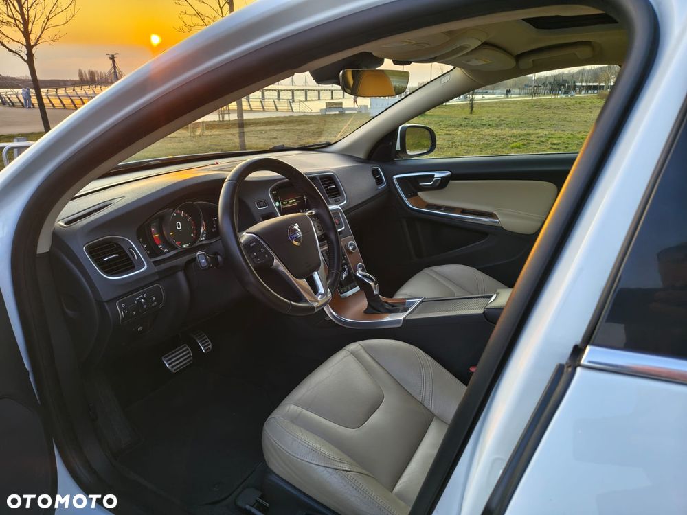 Volvo S60 T5 Geartronic - 3