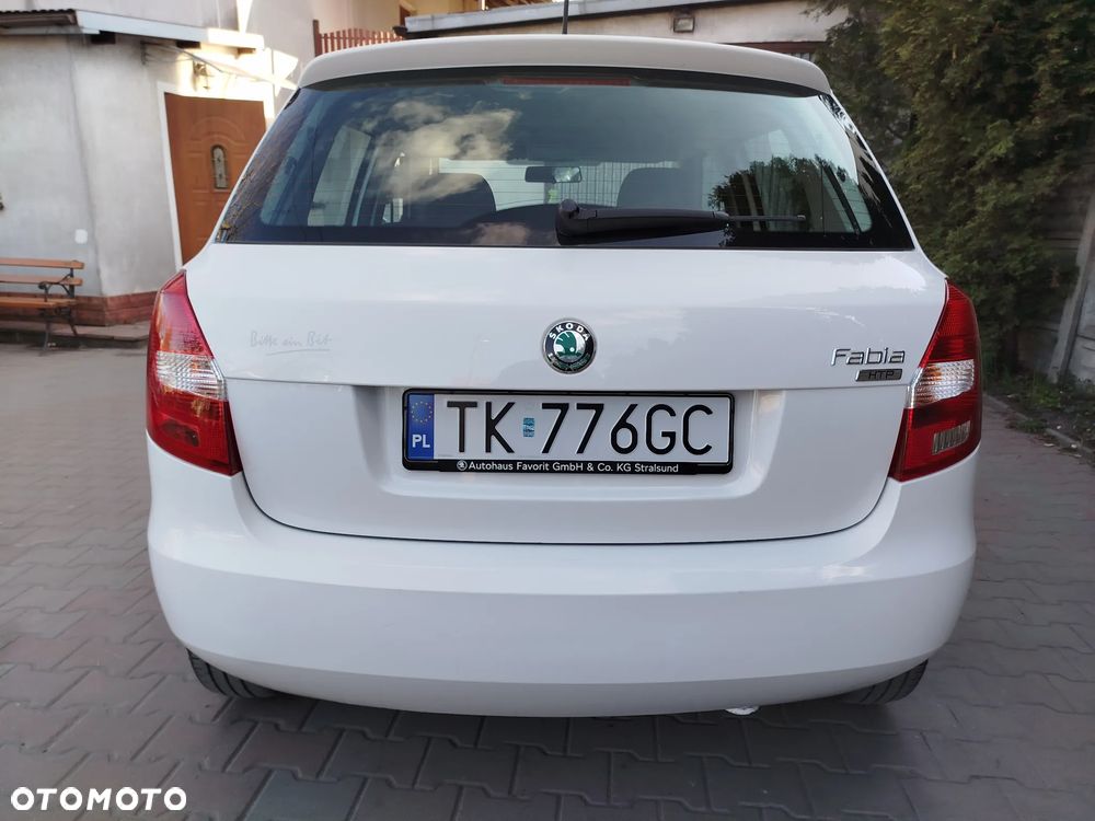 Skoda Fabia 1.2 HTP Active - 15
