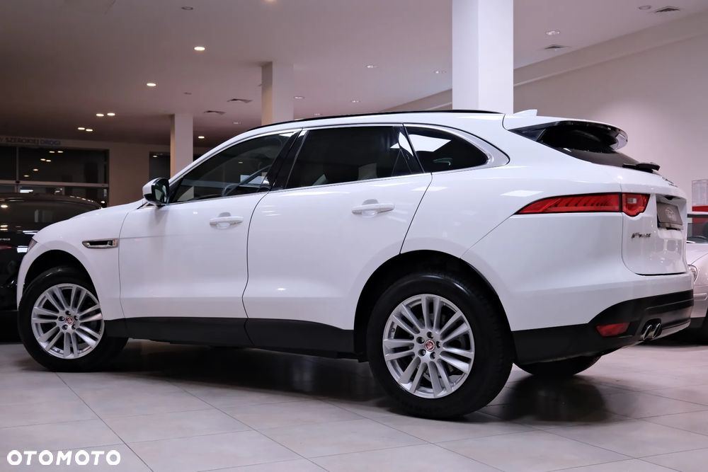 Jaguar F-Pace 2.0 i4D AWD Prestige - 8