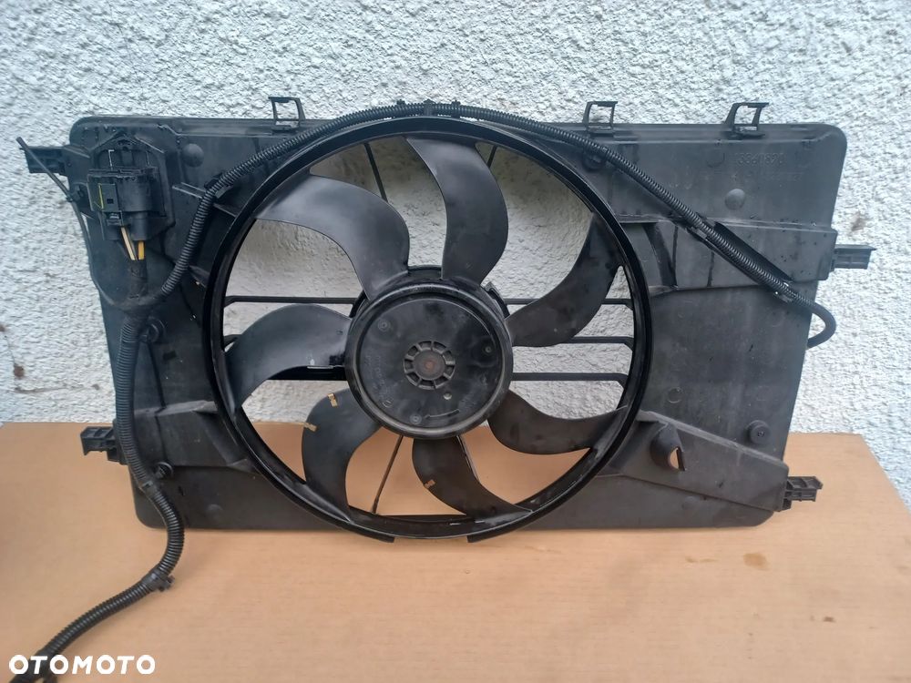 WENTYLATOR CHŁODNICY ASTRA J 0130307203 - 1