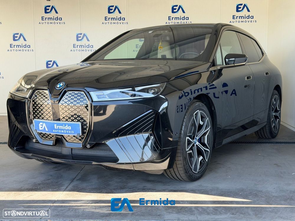 BMW iX xDrive 40 Pack Desportivo - 4