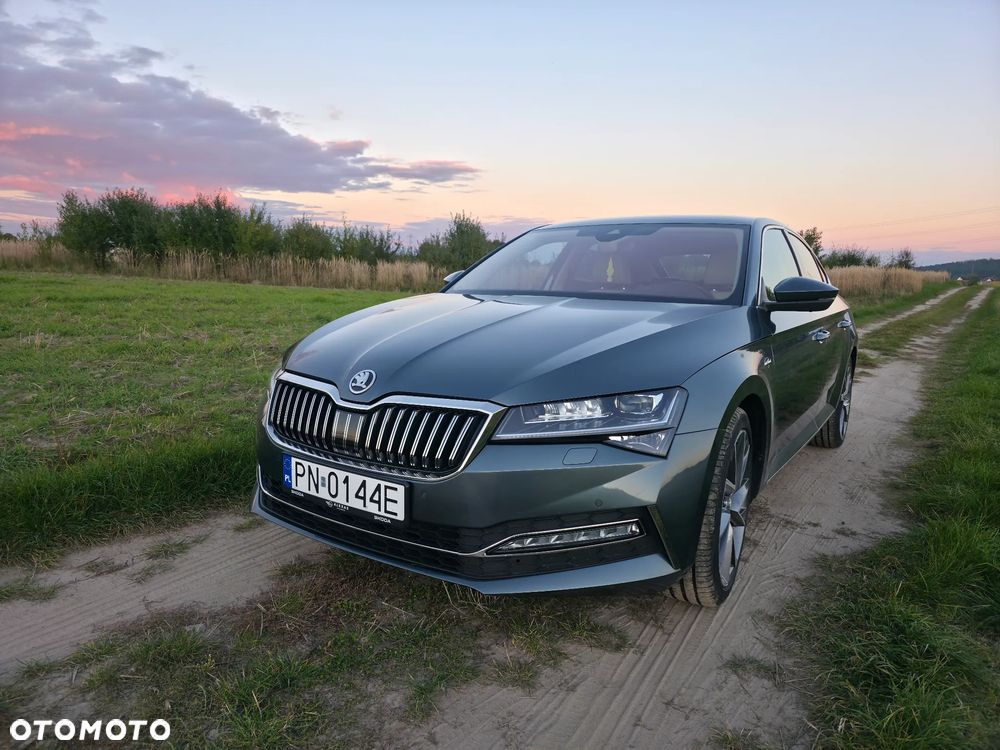 Skoda Superb 2.0 TDI SCR L&K DSG - 5