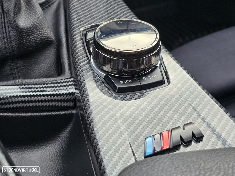 BMW 318 d Sport Line - 31