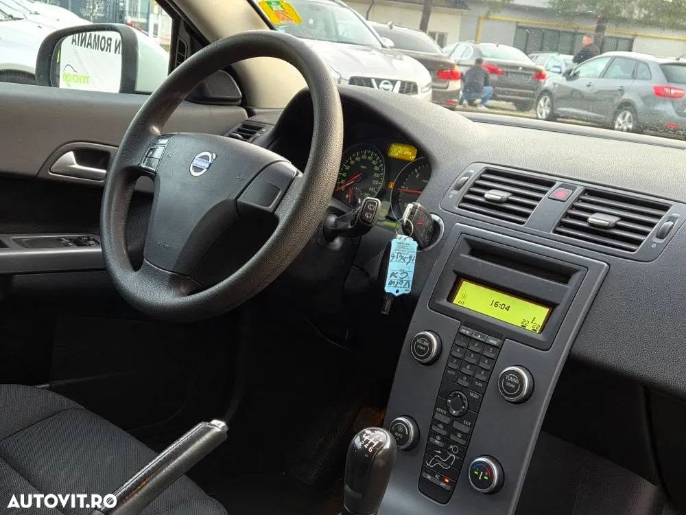 Volvo C30 D2 Kinetic - 6