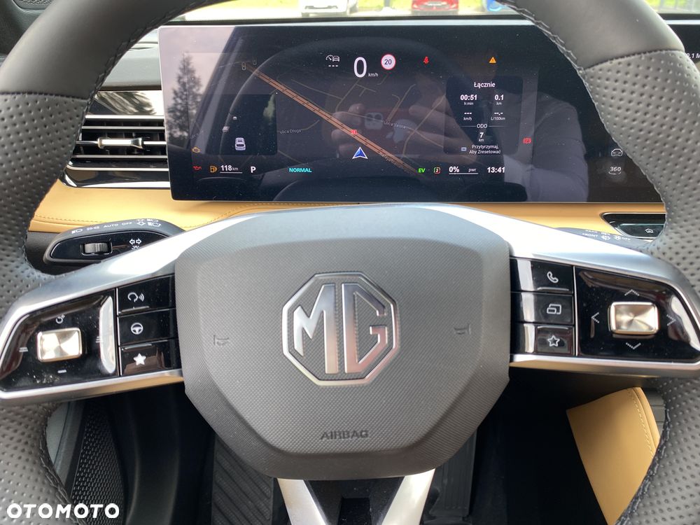 MG HS Hybrid+ - 19