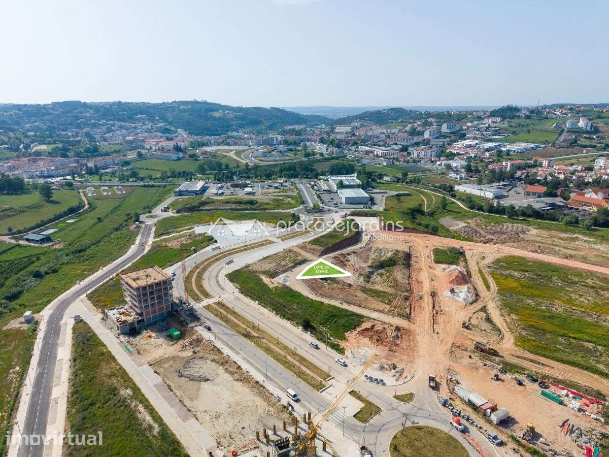 Lote de terreno para Predio com 11 Fogos em Alcobaça - Grande imagem: 3/5