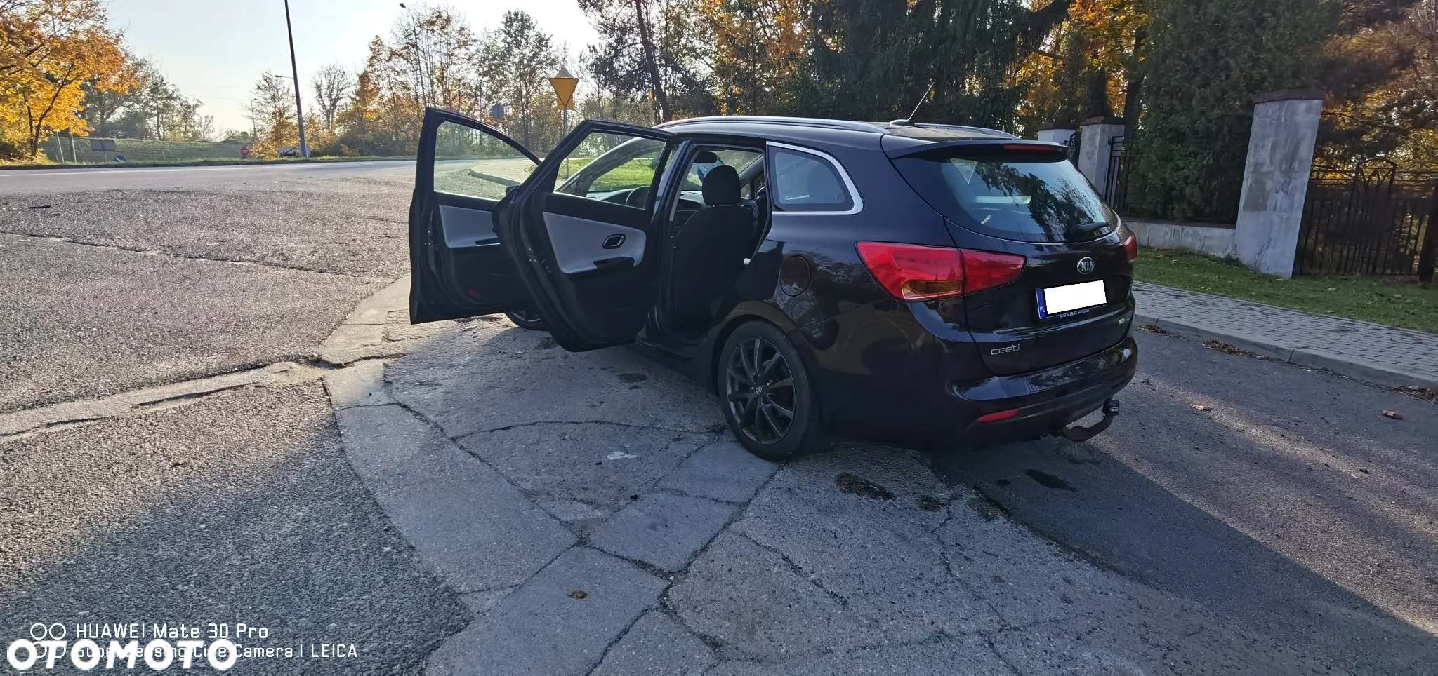 Kia Ceed 1.6 CRDi 128 ISG SW Platinum Edition - 15