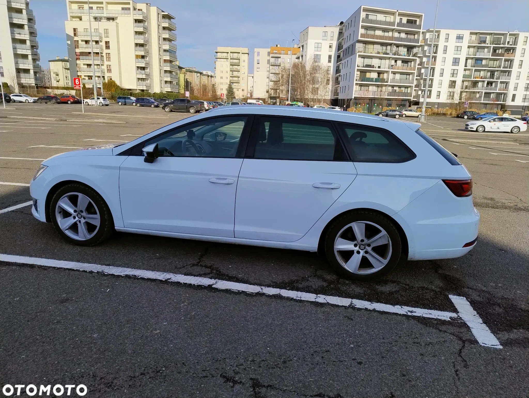 Seat Leon 2.0 TDI FR S&S - 4