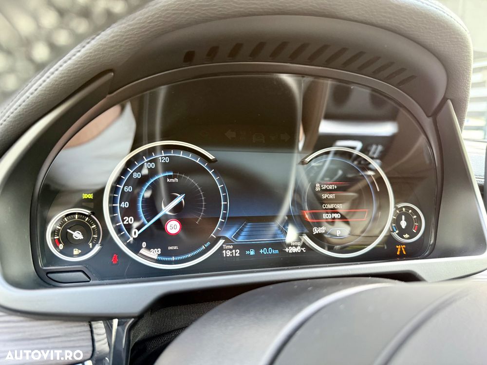 BMW X6 xDrive40d - 28