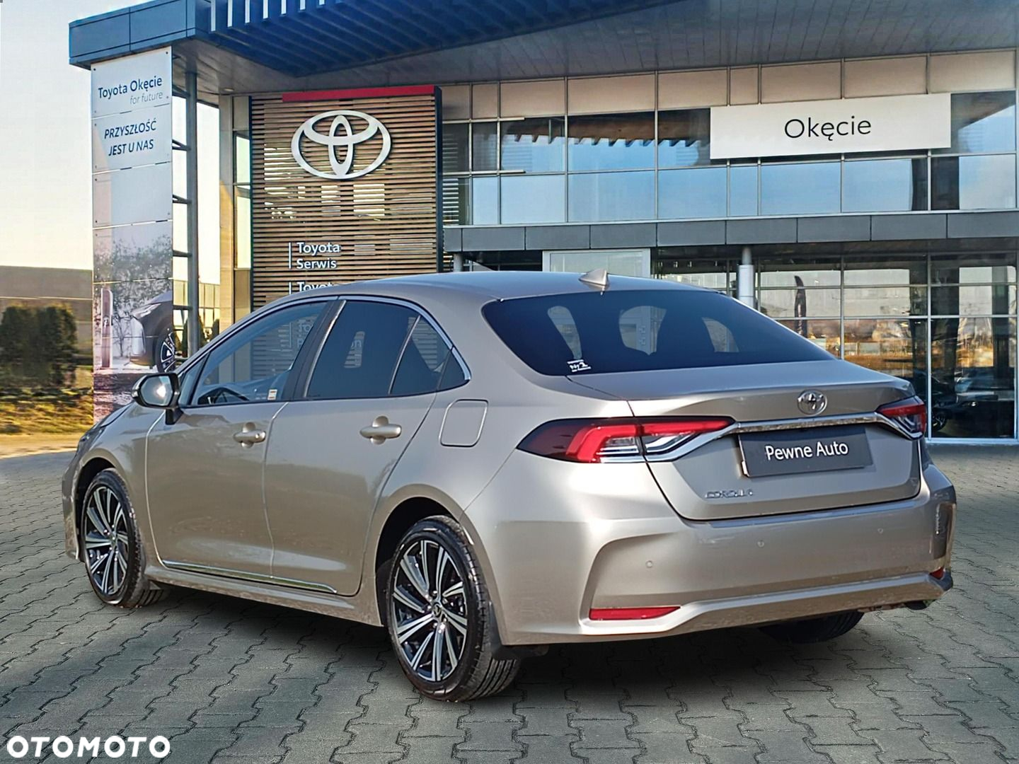 Toyota Corolla - 4