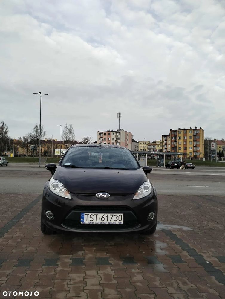 Ford Fiesta - 2