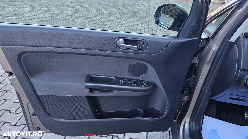 Volkswagen Golf Plus 1.2 TSI DSG Style - 20