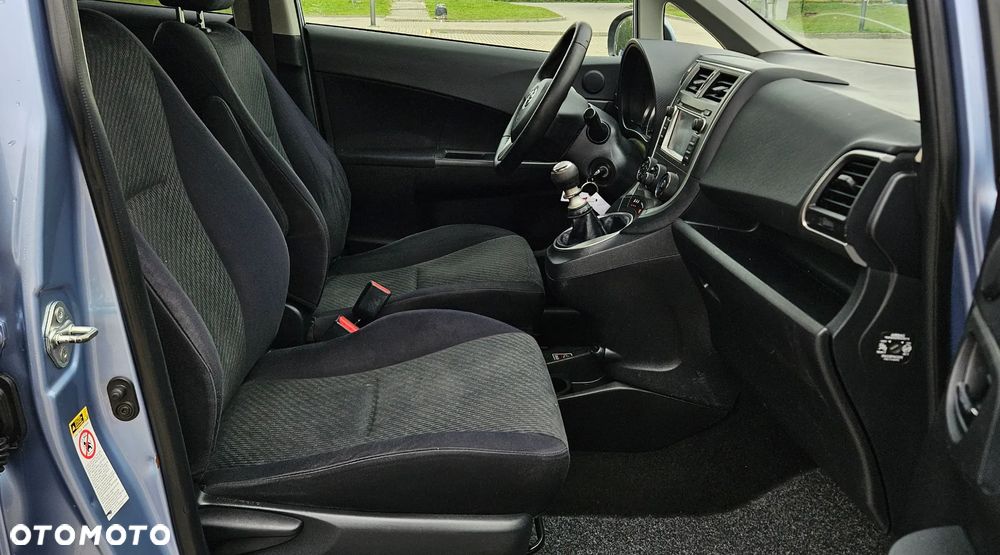 Toyota Verso S 1.4 D-4D Premium - 11