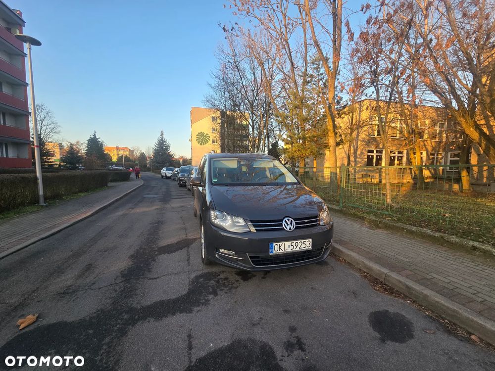 Volkswagen Sharan 2.0 TDI DSG BlueMotion Technology Comfortline - 21