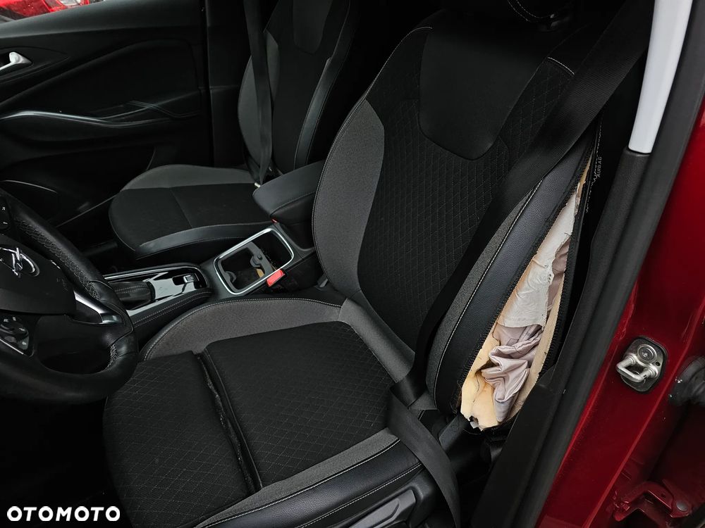 Opel Grandland X 1.2 T Innovation S&S - 24