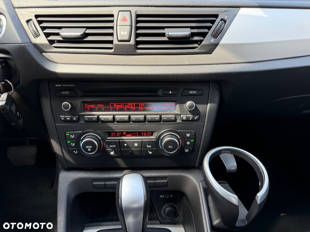 BMW X1 xDrive18d - 26
