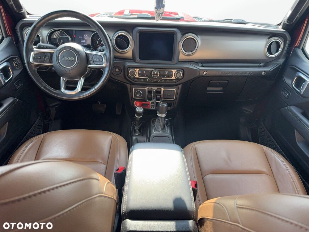 Jeep Wrangler - 11