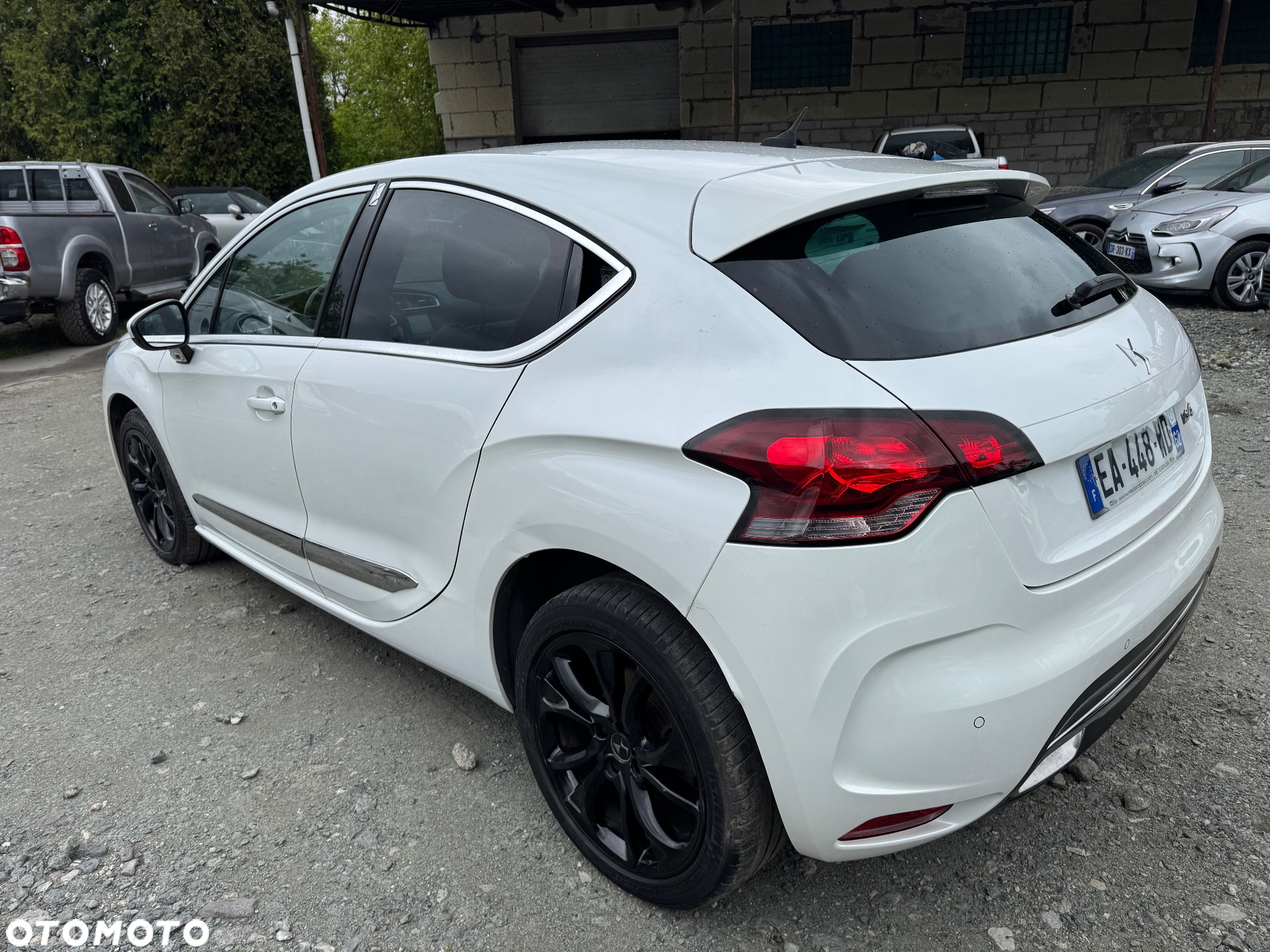 Citroën DS4 BlueHDi 150 S&S SoChic - 4