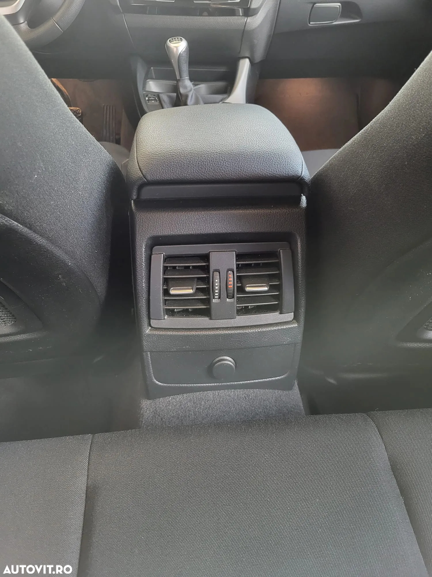 BMW Seria 1 118d xDrive Advantage - 21