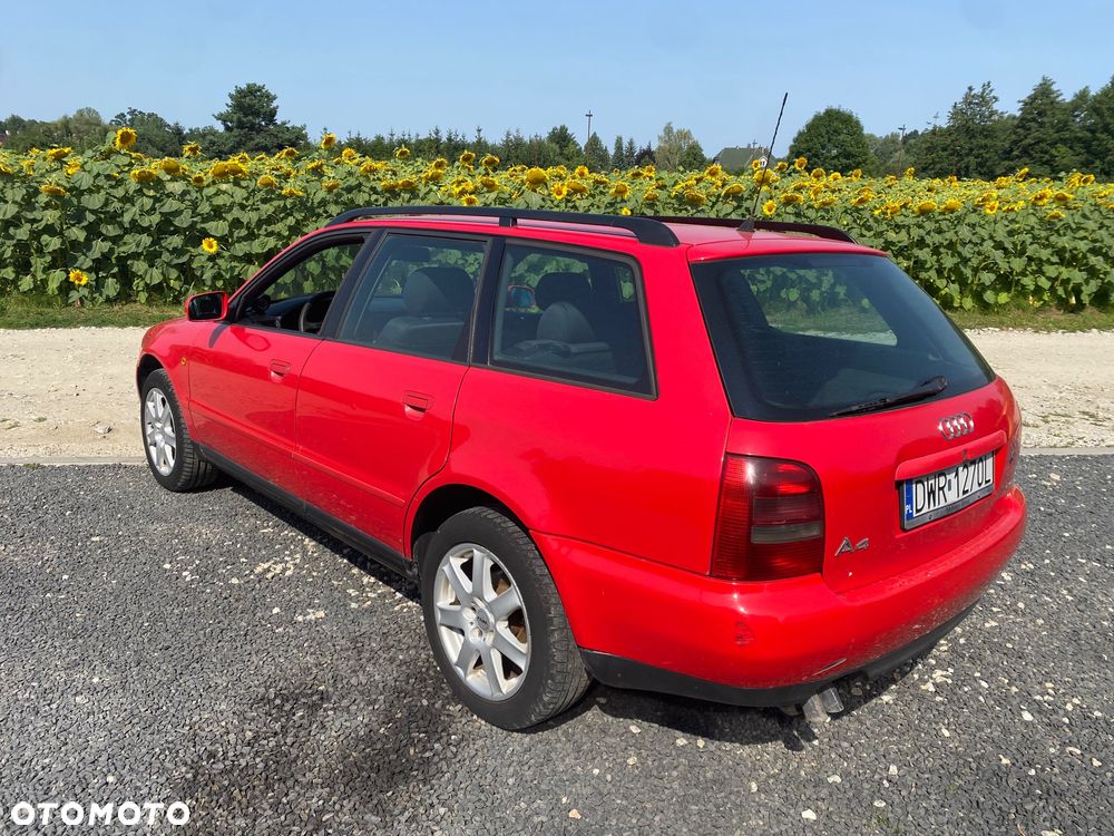 Audi A4 Avant - 4