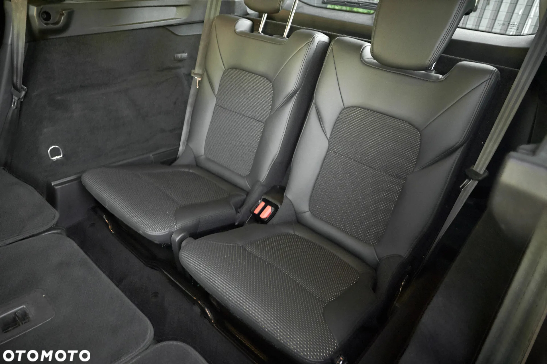 Renault Espace BLUE dCi 160 EDC BUSINESS EDITION - 18