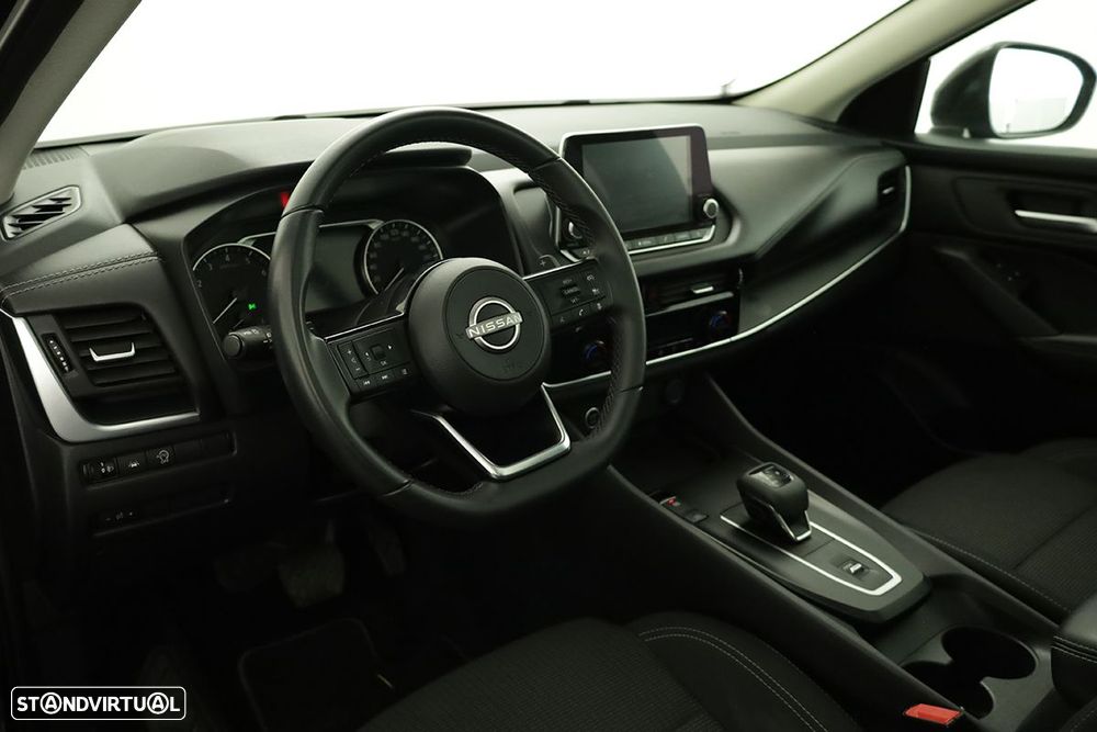 Nissan Qashqai 1.3 DIG-T Acenta Xtronic - 6
