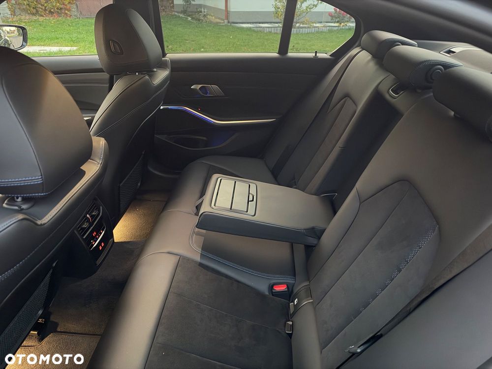 BMW Seria 3 - 30
