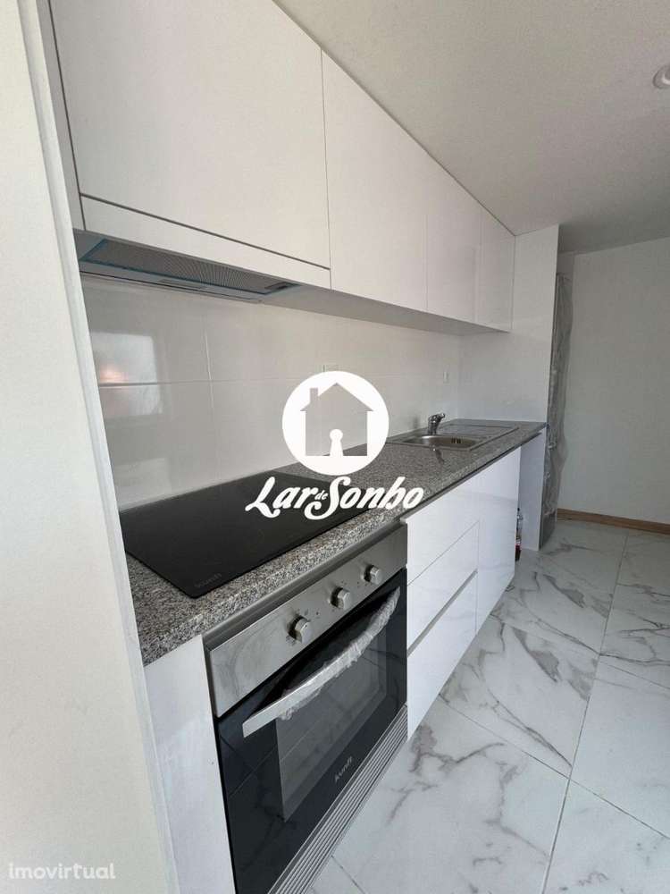 Moradia térrea T2 - Grande imagem: 2/15