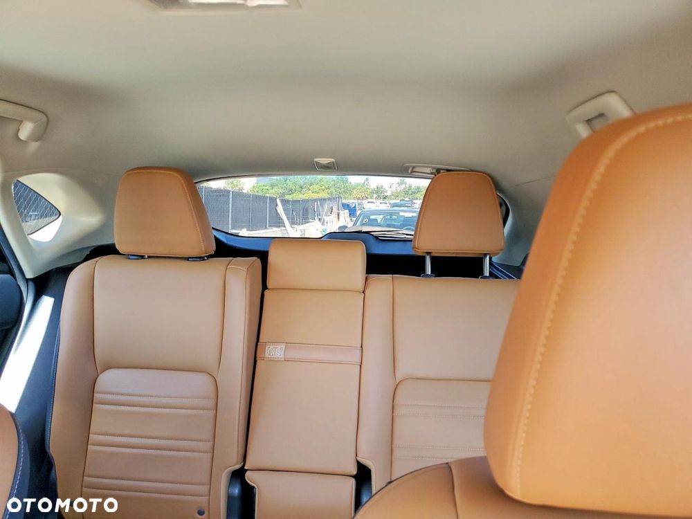 Lexus NX 200t AWD - 9