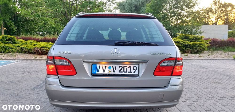 Mercedes-Benz Klasa E 200 Kompressor Avantgarde - 20