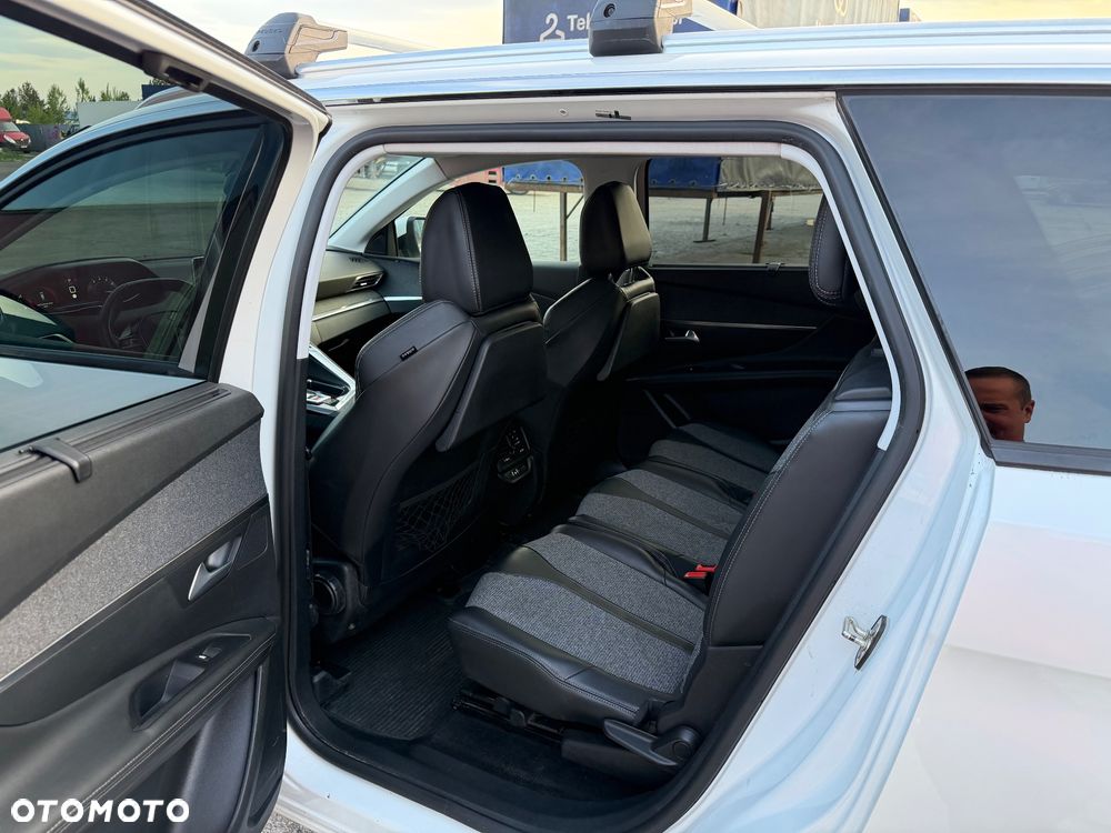 Peugeot 5008 THP 165 EAT6 Stop & Start Allure - 23