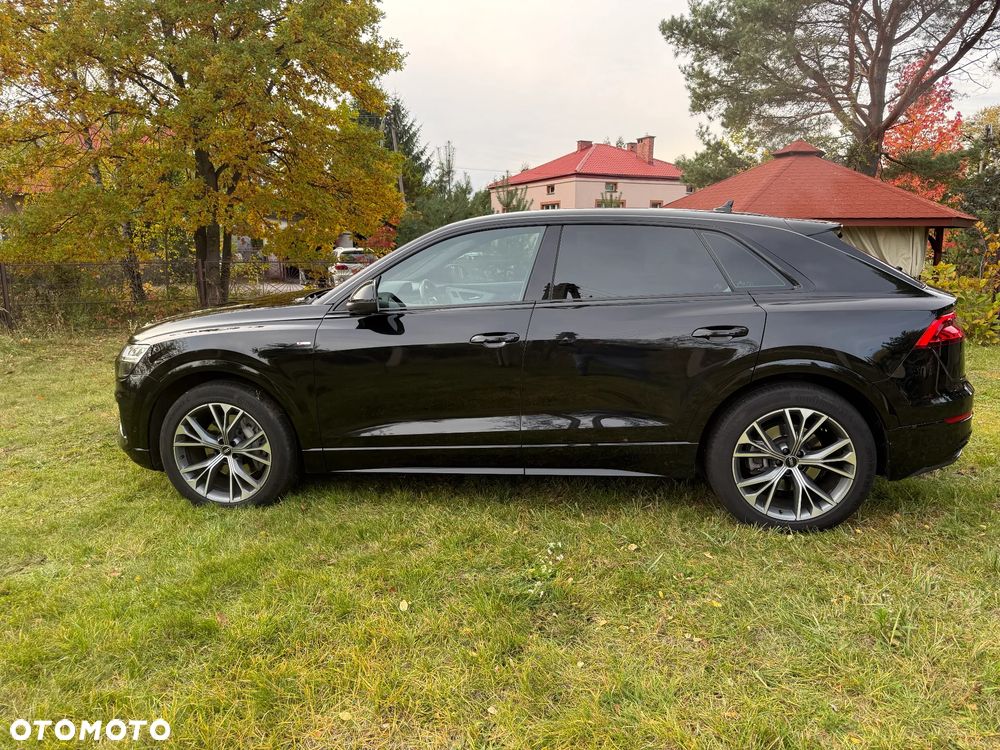 Audi Q8 - 11