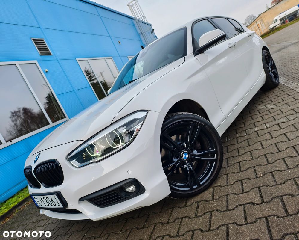 BMW Seria 1 120d Sport-Aut Sport Line - 1
