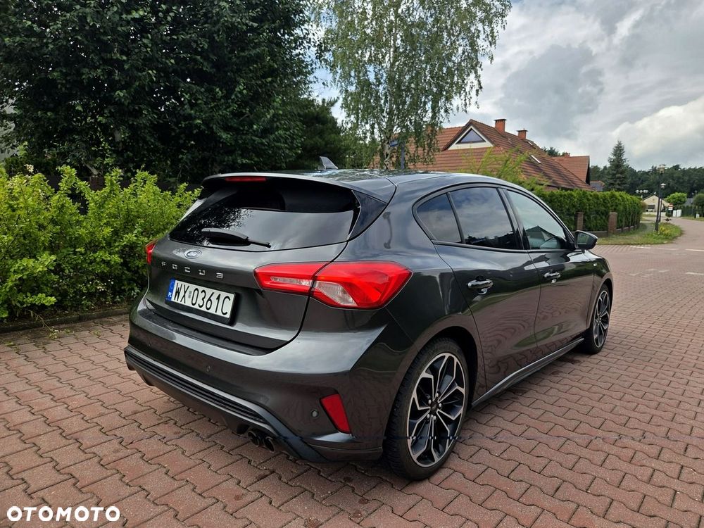 Ford Focus 1.5 EcoBoost ST-Line - 3