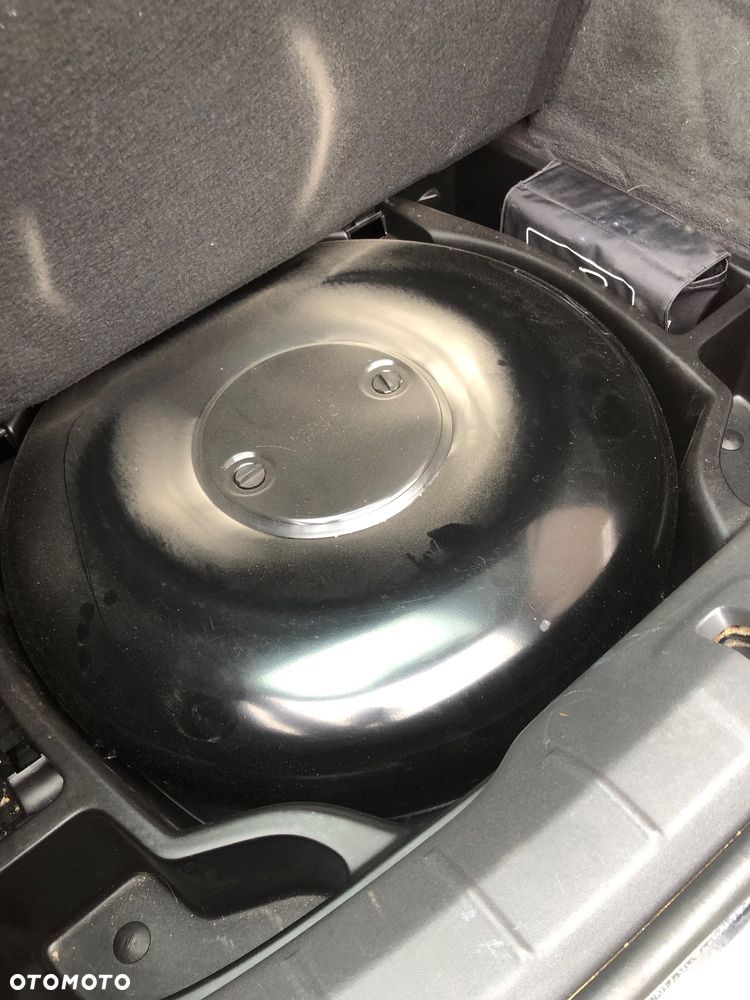 Volvo C30 1.6 Kinetic - 19